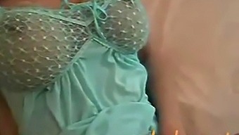 Vagina Fuck With Voluptuous Oriental Courtesan