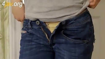 A Friendly And Fucking Milf Gets A Korean Surprise