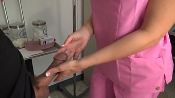 Big-Titted Nurse Indulges In Oral Sex With Patient