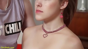 Sultry Brunette Nicole Murkovski'S Explicit Sex Toy Play And Cumshot
