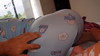 I Sleep With My Stepfather'S Lover On The Same Bed